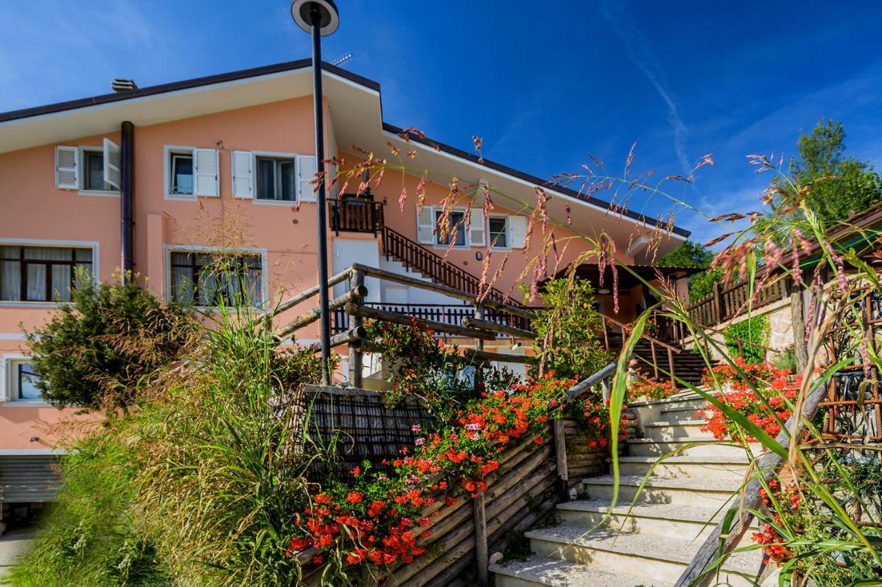 Montefortino B&B Apartments Casa Sullavalle מראה חיצוני תמונה